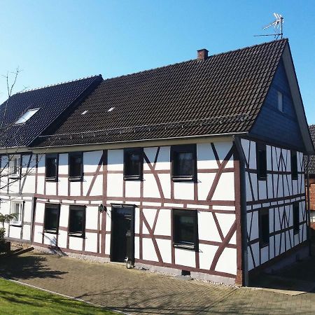 Graefrath Gaestehaus Neunkirchen-Seelscheid Neunkirchen (Neunkirchen-Seelscheid) Exterior foto